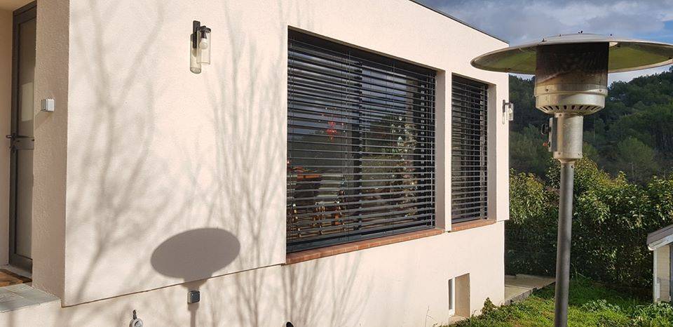 Menuiseries en Aluminium avec Brise-Soleil Orientable (2)