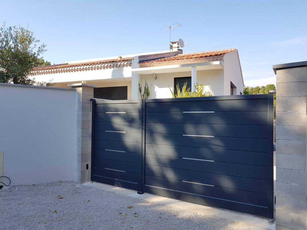 Approvisionnement et Installation de Portails Motorisés Sur Mesure en Alumi (9)