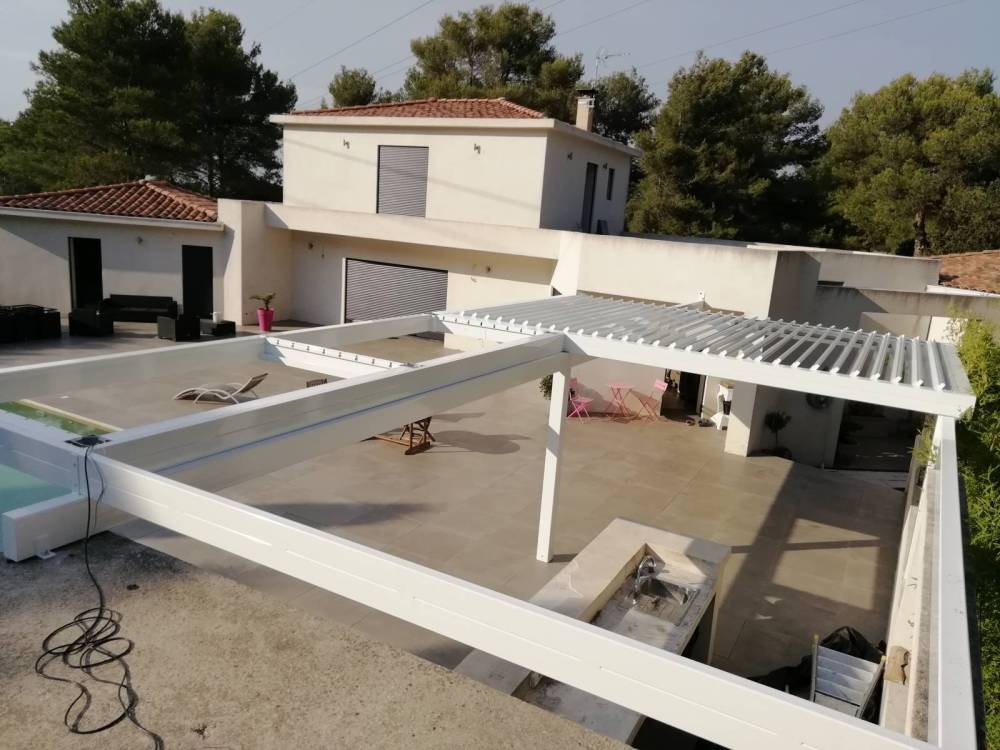 Installation d'une Pergola Bioclimatique chez un Particulier à Cabriès dans les Bouches-du- (3)