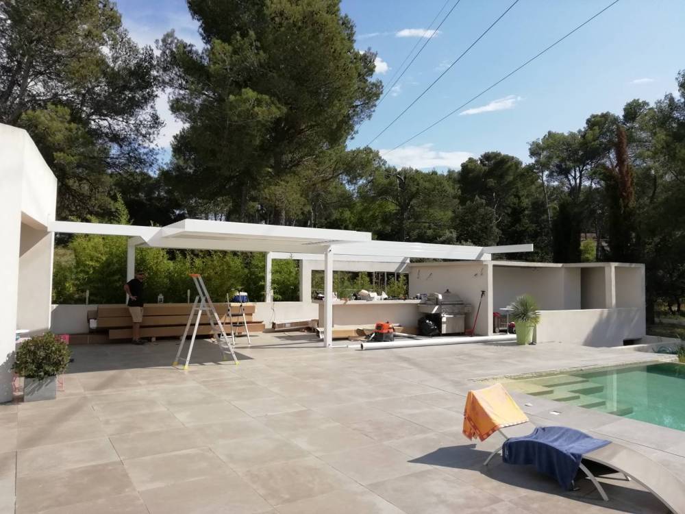 Installation d'une Pergola Bioclimatique chez un Particulier à Cabriès dans les Bouches-du- (6)