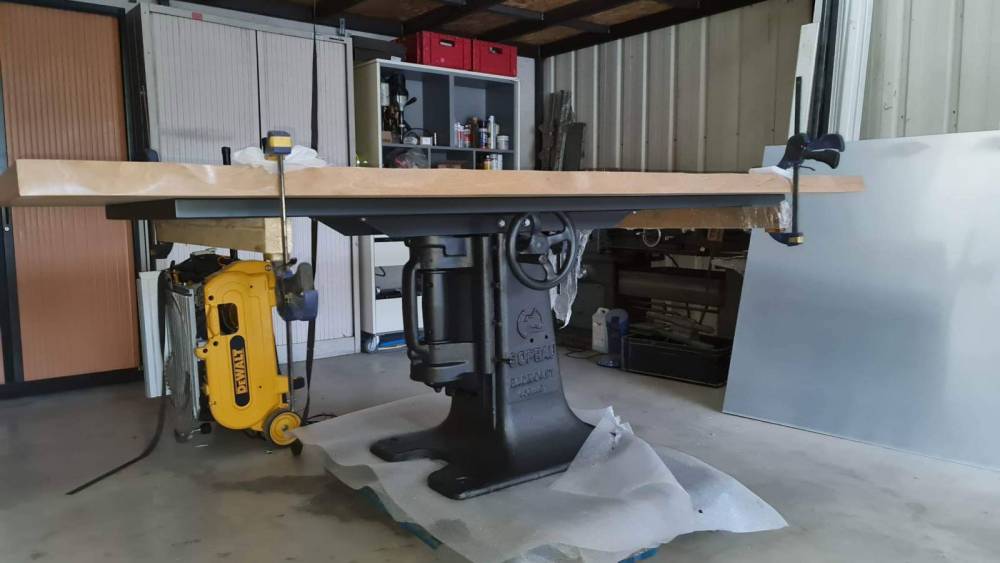 Fabrication d'une table métal  bois dans la région PACA (2)